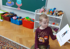 Kim będę w przyszłości ? - dziecko wylosowało kartę z zawodem