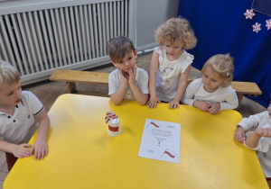 Dzieci z grupy II otrzymały pamiątkowy dyplom