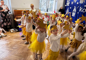Dzieci z grupy III podczas swojego występu